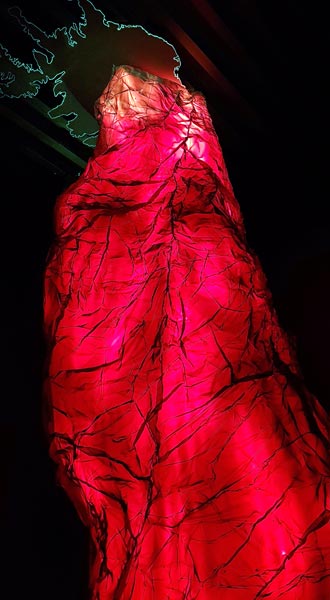 lava center mantel plume