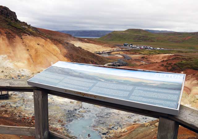 Das Gebiet liegt steinbruchartig inmitten der gr&uuml;nen Landschaft