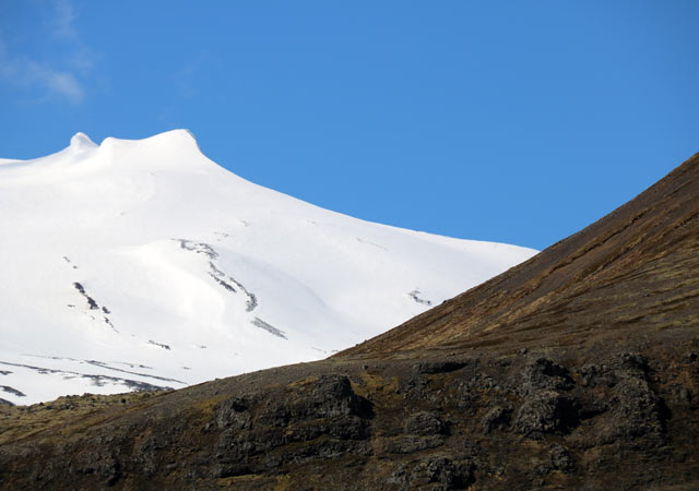 Der Snæfellsjökull (Schneeberggletscher)