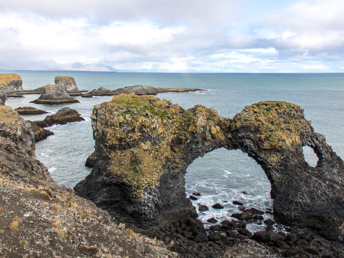 Der Gatklettur Felsbogen bei Arnarstapi