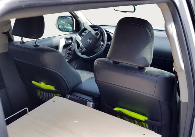  Die fest montierte Liegefl&auml;che betr&auml;gt 180 cm und endet an der Mittelkonsole. Dadurch ist der Beifahrersitz weiterhin voll nutzbar