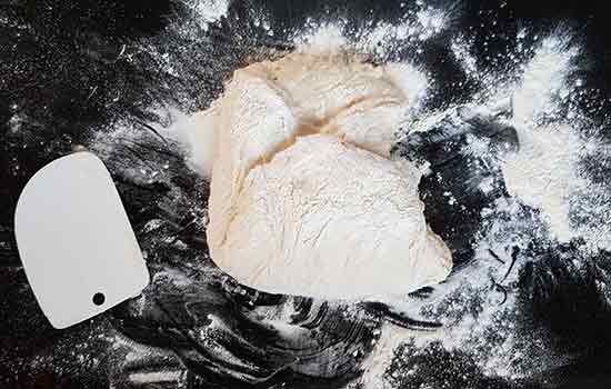 Wei&szlig;brot backen Rezept Schritt 1