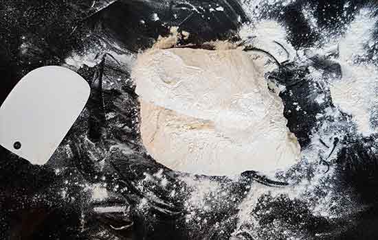 Wei&szlig;brot backen Rezept Schritt 1