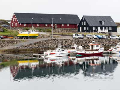 Dj&uacute;pivogur - Langab&uacute;&eth; das &auml;lteste
                Haus im Ort