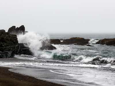 Brandung am Fauskasandur
