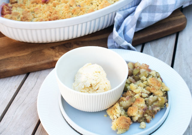 Island | Rhabarber Crumble | Rezept | Nachtisch