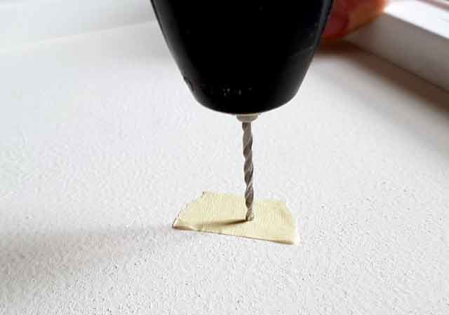 Island Adventskalender: Vorbohren mit Klebeband