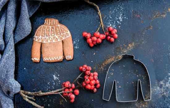 Verzierter Mini Lopapeysa Pullover Ugly Sweater Keks