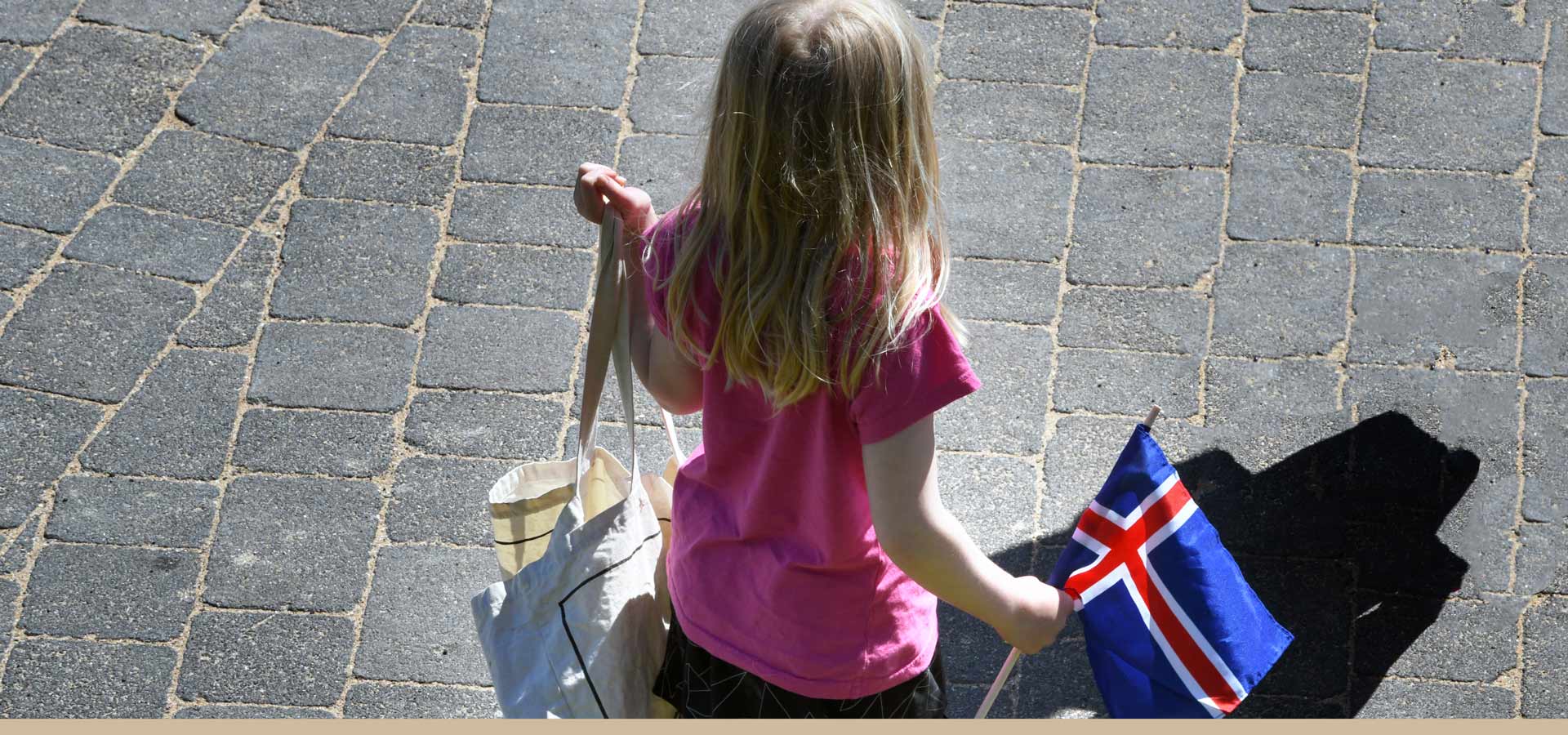 Entdeckt Reykjavik mit euren Kindern! Mit diesen 16 Insidertipps könnt ihr den Stadtbesuch zu einem unvergessliche Familien-Erlebnis werden lassen.