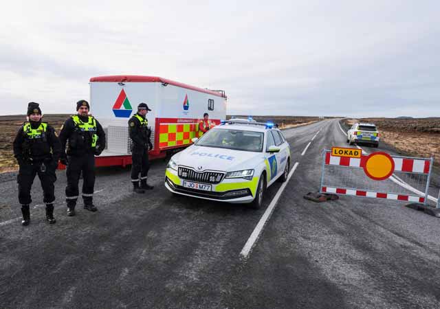 Straßensperren rund um Grindavik