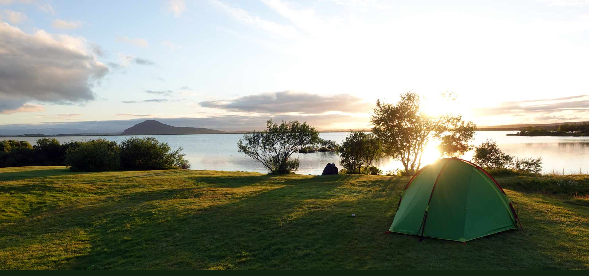 Camping in Island: Kosten, Ausstattung, Öffnungszeiten, Stromversorgung, Kochen, Geld sparen, Duschen, Hot Pots & Schwimmbäder, schönste Plätze, u.v.m.