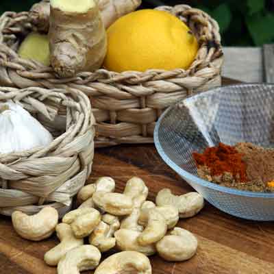 Zutaten für ein Cashew Korma