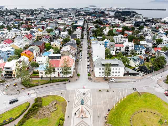 Atemberaubender Blick über die Stadt und den Atlantik